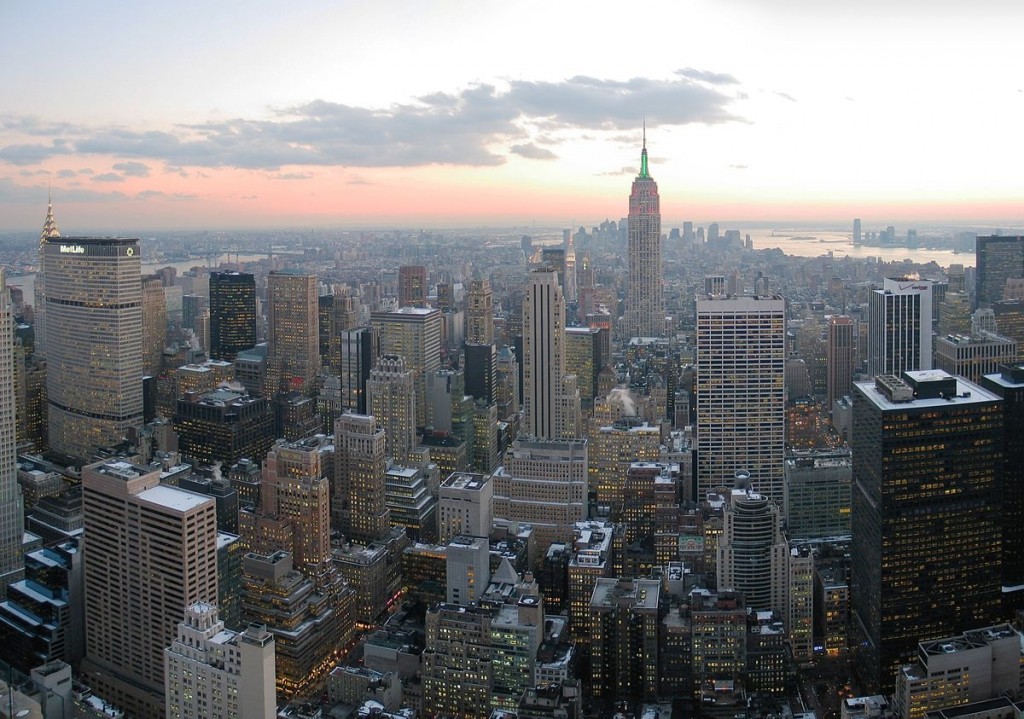 NYC_wideangle_south_from_Top_of_the_Rock